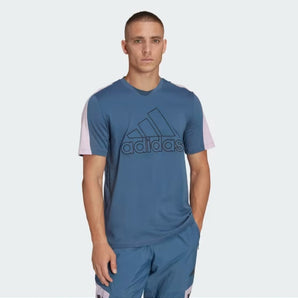 FUTURE ICONS EMBROIDERED BADGE OF SPORT TEE