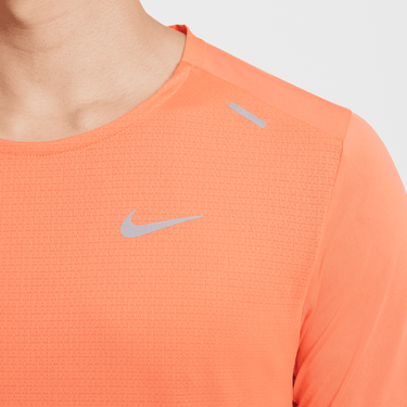 NIKE DRI-FIT RISE 365 MEN'S SHORT-SLEEVE RUNNING TOP