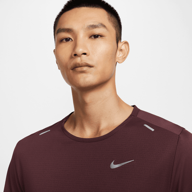 NIKE DRI-FIT RISE 365 MEN'S SHORT-SLEEVE RUNNING TOP