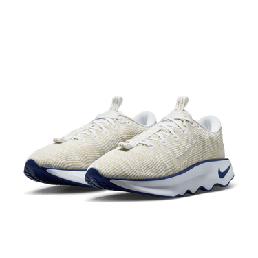NIKE MOTIVA MEN'S WALKING SHOES
