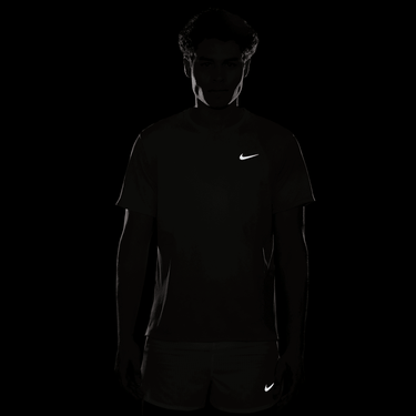 NIKE DRI-FIT UV MILER MEN'S SHORT-SLEEVE RUNNING TOP