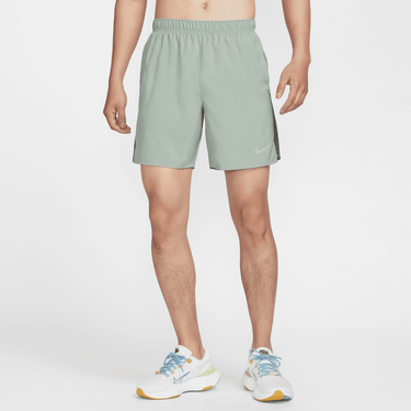 NIKE DRI-FIT CHALLENGER MEN'S 7" UNLINED VERSATILE SHORTS