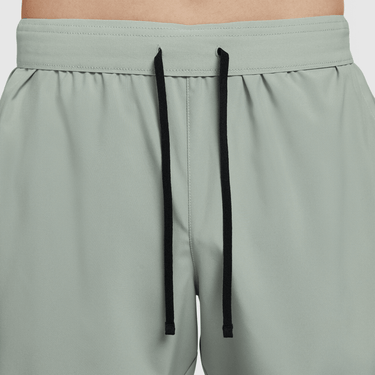 NIKE DRI-FIT CHALLENGER MEN'S 7" UNLINED VERSATILE SHORTS