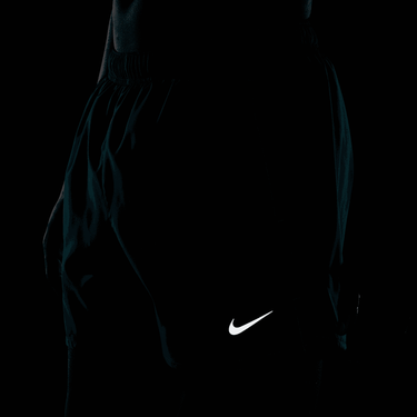 NIKE DRI-FIT CHALLENGER MEN'S 5" BRIEF-LINED VERSATILE SHORTS
