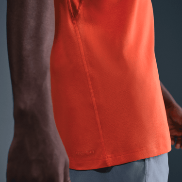 NIKE DRI-FIT PRIMARY MEN'S TRAINING T-SHIRT