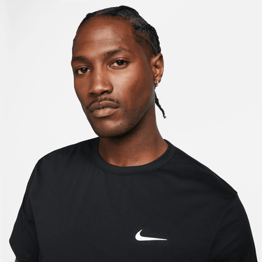 NIKE HYVERSE MEN'S DRI-FIT UV SHORT-SLEEVE VERSATILE TO P