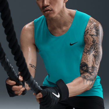 NIKE DRI-FIT HYVERSE MEN'S SLEEVELESS FITNESS TANK