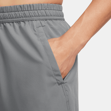 NIKE DRI-FIT FORM MEN'S 7" UNLINED VERSATILE SHORTS