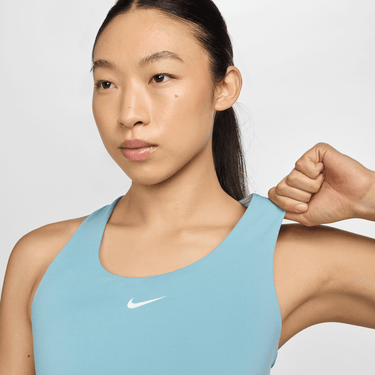 NIKE SWOOSH WOMEN'S MEDIUM-SUPPORT PADDED SPORTS BRA TANK