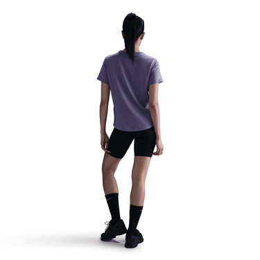 NIKE SPORTSWEAR CLUB ESSENTIALS WOMEN'S T-SHIRT