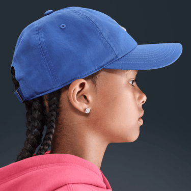 NIKE CLUB KIDS' UNSTRUCTURED FUTURA WASH CAP