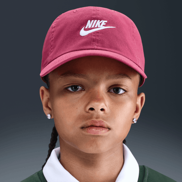 NIKE CLUB KIDS' UNSTRUCTURED FUTURA WASH CAP