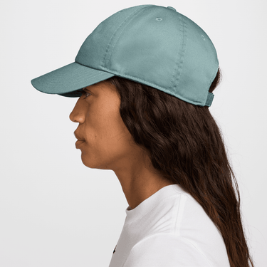 NIKE CLUB UNSTRUCTURED FUTURA WASH CAP