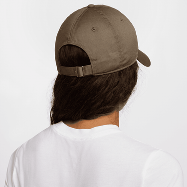 NIKE CLUB UNSTRUCTURED FUTURA WASH CAP