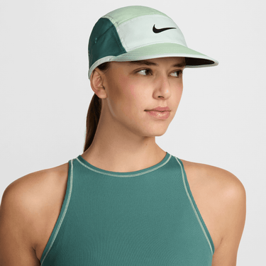 NIKE DRI-FIT FLY UNSTRUCTURED SWOOSH CAP