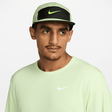 NIKE DRI-FIT FLY UNSTRUCTURED SWOOSH CAP