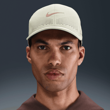 NIKE DRI-FIT ADV CLUB STRUCTURED SWOOSH CAP