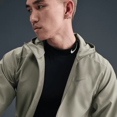 NIKE FORM MEN'S DRI-FIT HOODED VERSATILE JACKET