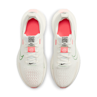 NIKE INTERACT RUN WOMEN'S ROAD RUNNING SHOES