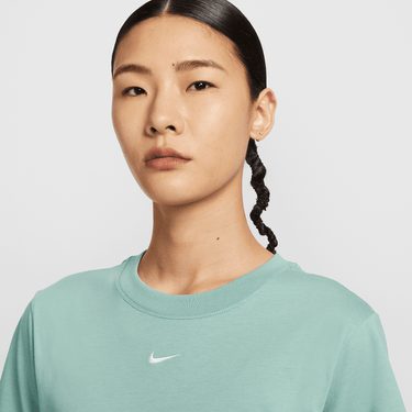 NIKE SPORTSWEAR WOMEN'S T-SHIRT