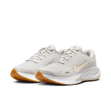 NIKE JOURNEY RUN WOMEN'S ROAD RUNNING SHOES