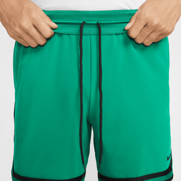 NIKE DNA MEN'S DRI-FIT 6" UV WOVEN BASKETBALL SHORTS