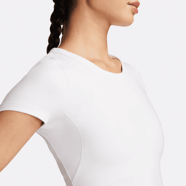NIKE ONE FITTED WOMEN'S DRI-FIT SHORT-SLEEVE CROPPED TOP