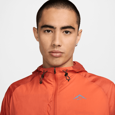 NIKE TRAIL AIREEZ MEN'S RUNNING JACKET