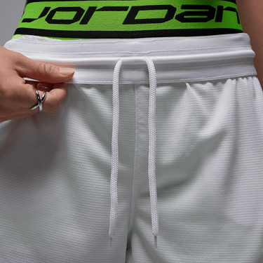 JORDAN SPORT WOMEN'S 4" DIAMOND SHORTS