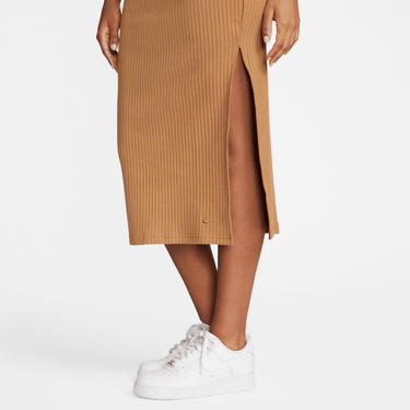 NIKE SPORTSWEAR CHILL KNIT WOMENS SLIM RIBBED MIDI SKIRT