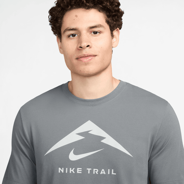 NIKE DRI-FIT MEN'S TRAIL RUNNING T-SHIRT