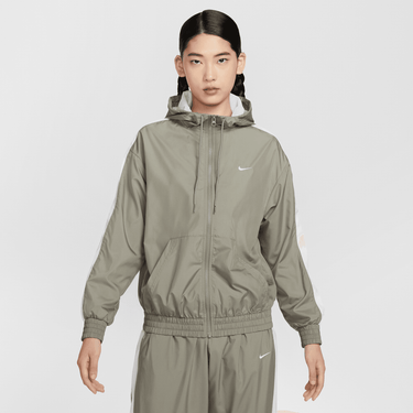 NIKE SPORTSWEAR CLASSIC WOVENS WOMEN'S LOOSE UV PROTECTION HOODED JACKET