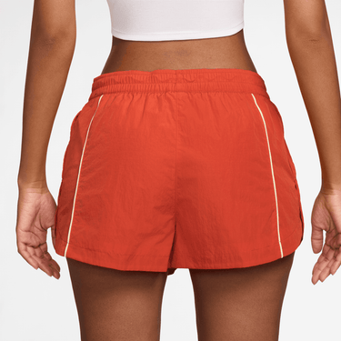 NIKE WINDRUNNER WOMEN'S MID-RISE 2" WOVEN SHORTS