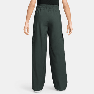 NIKE SPORTSWEAR EVERYTHING WOVENS WOMEN'S MID-RISE CARGO PANTS