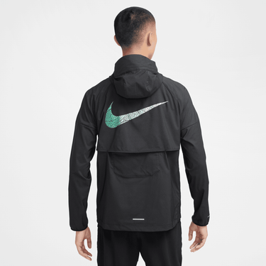 NIKE IMPOSSIBLY LIGHT "KIPCHOGE" MEN'S WATER-REPELLENT WINDRUNNER RUNNING JACKET