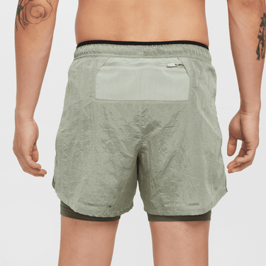 NIKE STRIDE RUNNING DIVISION MEN'S 5" DRI-FIT WATER-REPELLENT 2-IN-1 RUNNING SHORTS