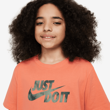 NIKE SPORTSWEAR BIG KIDS' T-SHIRT