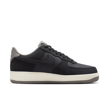 NIKE AIR FORCE 1 '07 LV8 MEN'S WINTERIZED SHOES