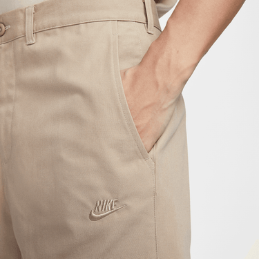 NIKE CLUB MENS CHINO SHORTS