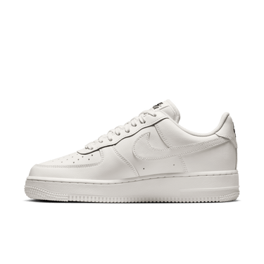 NIKE AIR FORCE 1 ’07 ESSENTIAL WOMEN'S SHOES