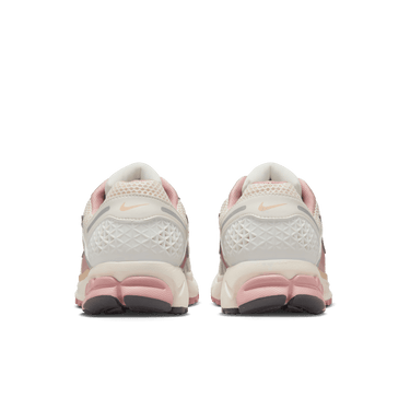 NIKE ZOOM VOMERO 5 WOMEN'S SHOES