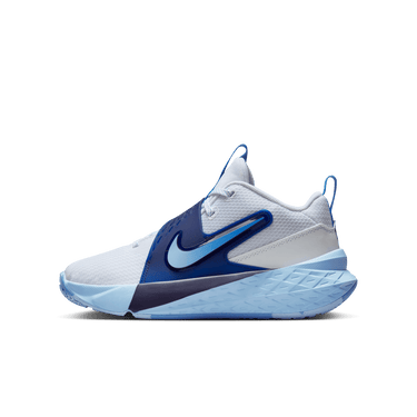 NIKE TEAM HUSTLE D 12 BIG KIDS' BASKETBALL SHOES