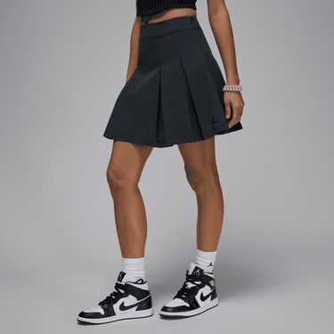 JORDAN POOLSIDE WOMEN'S PLEATED SKIRT