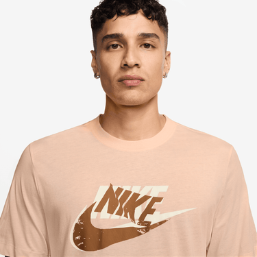 MEN'S NIKE SPORTSWEAR SW TEE 12MO FUTURA SP25