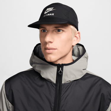 NIKE AIR MAX FLY UNSTRUCTURED DRI-FIT CAP