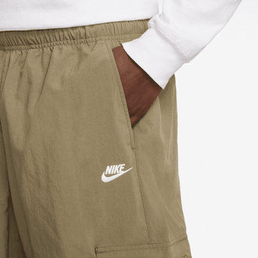 NIKE CLUB MEN'S WOVEN CARGO PANTS