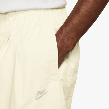 NIKE CLUB MEN'S SHORTS