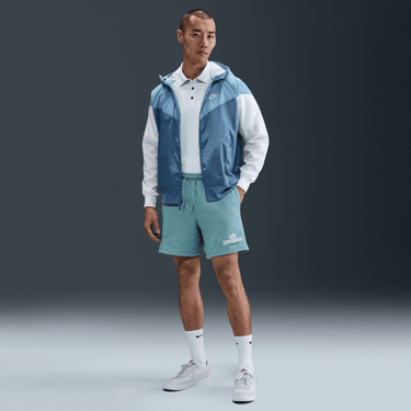 NIKE CLUB MEN'S FRENCH TERRY FLOW SHORTS