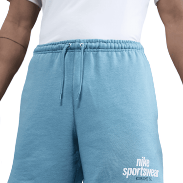 NIKE CLUB MEN'S FRENCH TERRY FLOW SHORTS