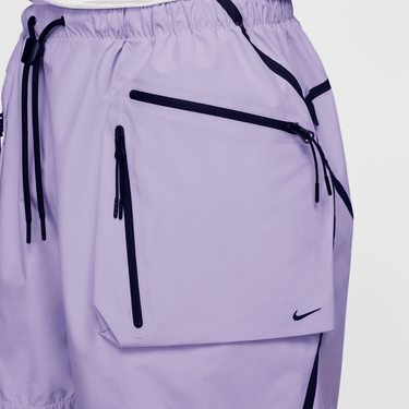 NIKE TECH MEN'S SUPER LIGHTWEIGHT SHORTS